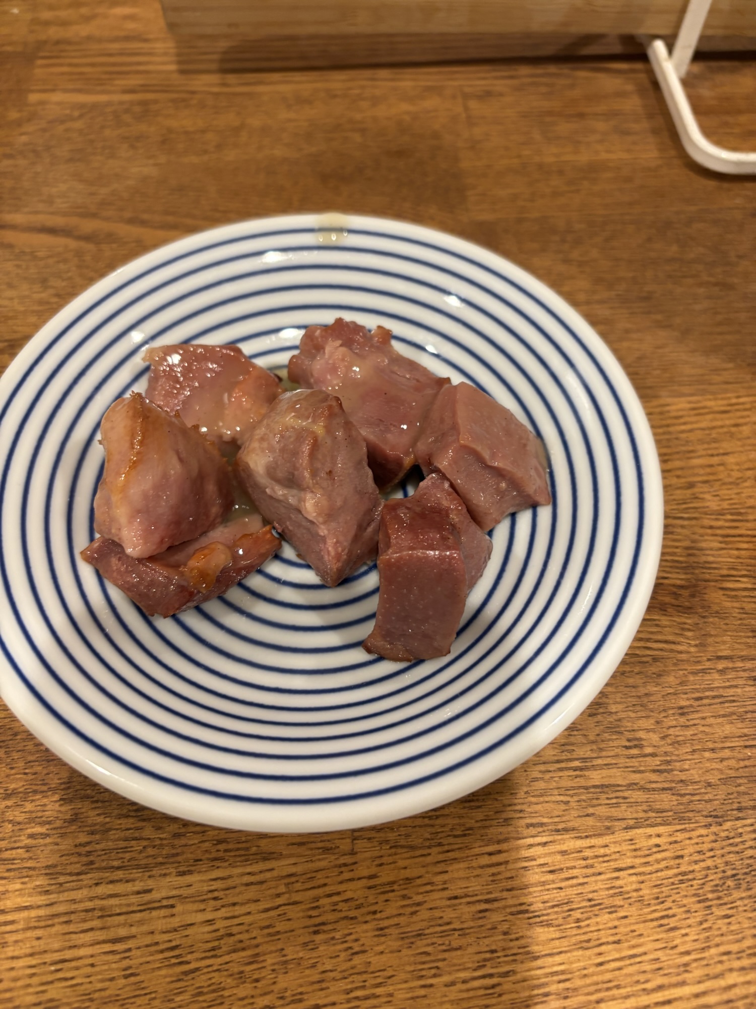 Beef tongue grilled with a crispy texture