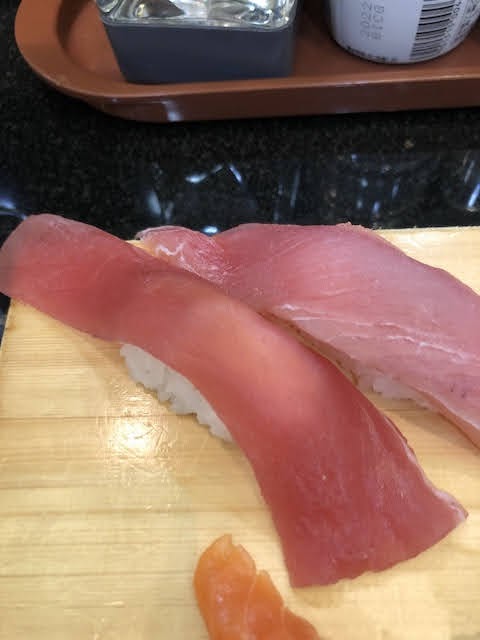 羽田机场的沼津鱼市寿司
