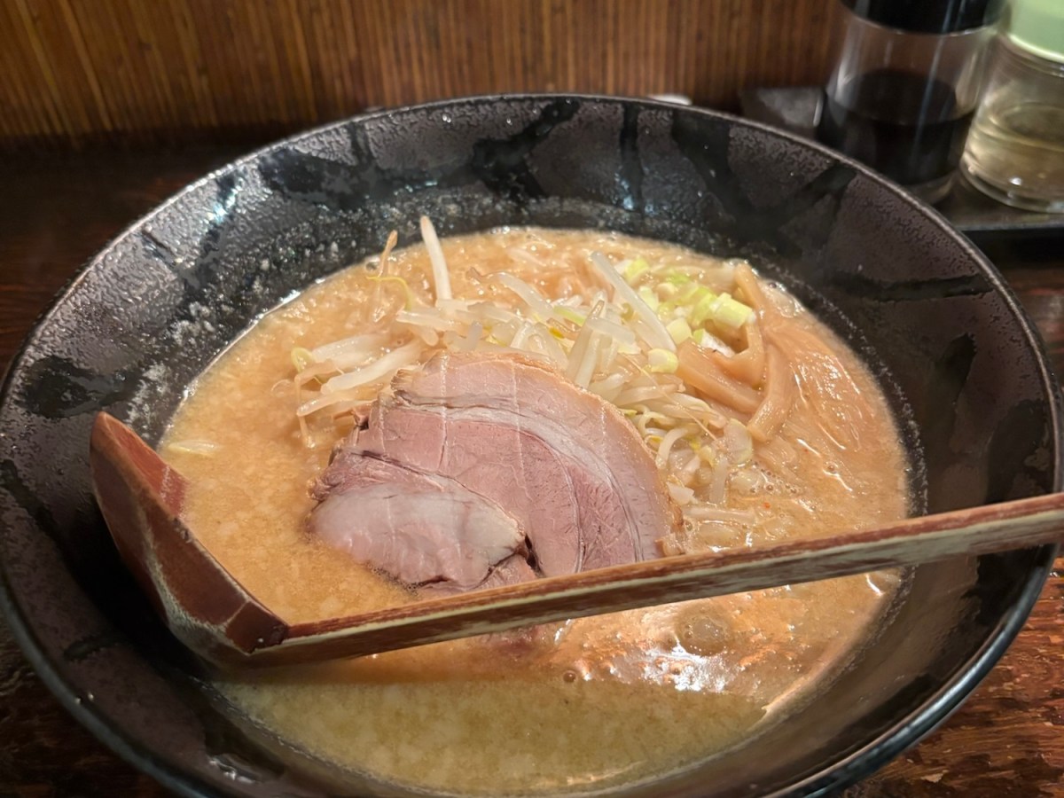 Be sure to try miso ramen in Hokkaido and Nagano. It’s a mild ramen that isn’t greasy, among the ramen that Japanese people are proud&nbsp;of.